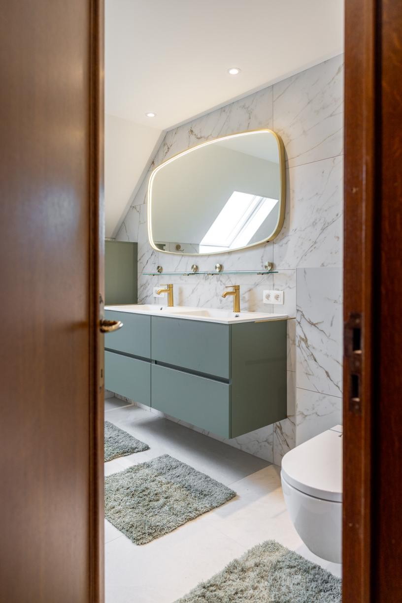 Meerhout_Marmerlook met goud accenten_7